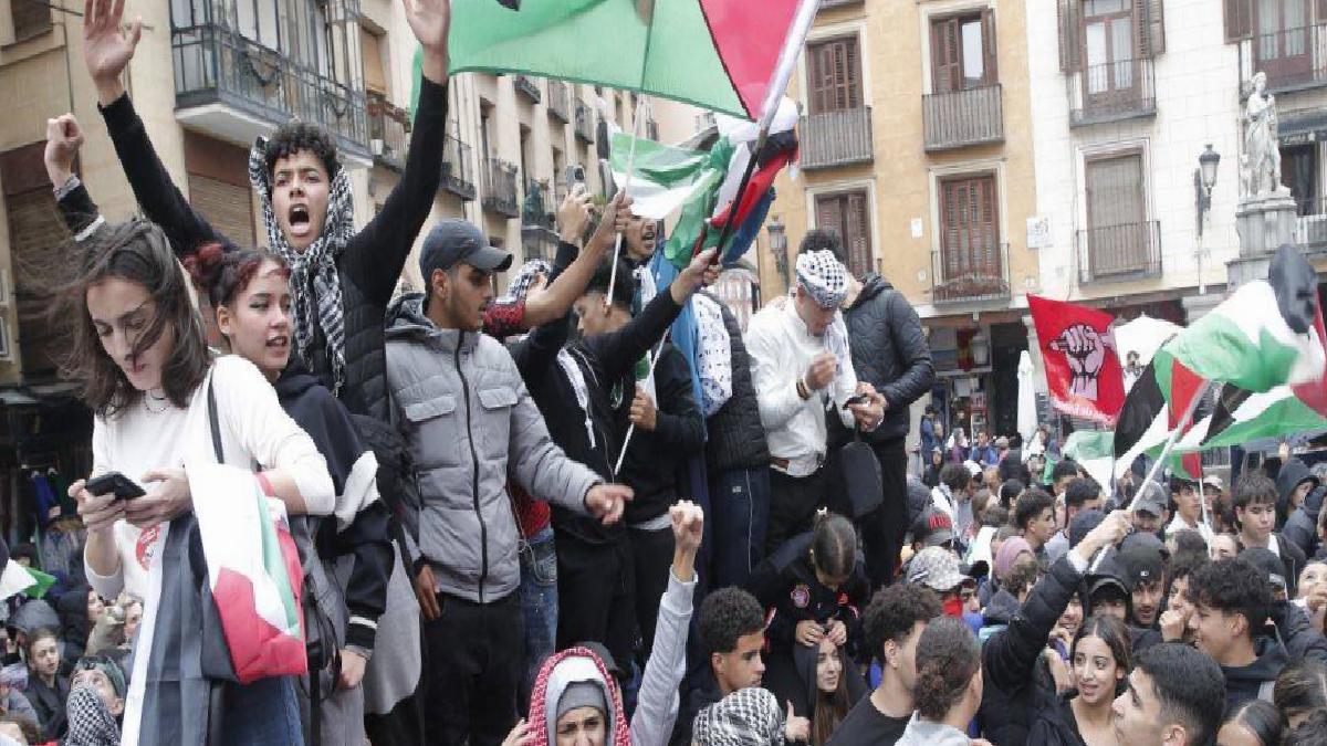 Dersi bıraktılar, Filistin için İspanya&#8217;yı ayağa kaldırdılar, Dünyadan Haberler