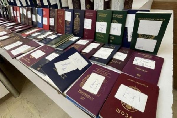 İstanbul&#8217;da düzmece pasaport operasyonu, Dünyadan Haberler